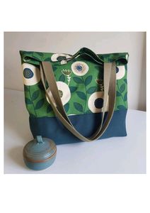 Sac fourre-tout en toile de coton à motifs floraux rétro en vert avec des accents turquoise et bleu marine, conçu pour un port quotidien élégant à l'épaule - Product Image 2