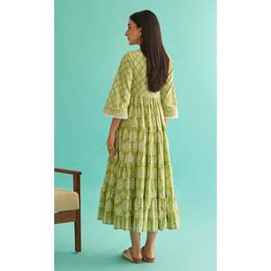 Daisy Vol 3-Pista verde 100% algodón bloque de mano estampado vestido escalonado con forro de patrón Floral lujoso para el día hogar tamaño grande - Product Image 3