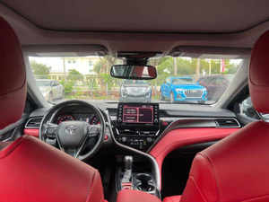 Camry XSE 2022 Usado, Volante a la Izquierda - Product Image 4