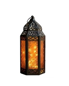 Linterna de hierro de metal estilo granja negra rústica con detalles elegantes para una decoración cálida y acogedora a la luz de las velas - Product Image 1