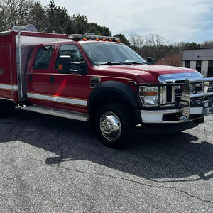 Venta de Camioneta Comercial Mini Pumper Ferrara Ford F-550 4x4 del 2008 - Product Image 1