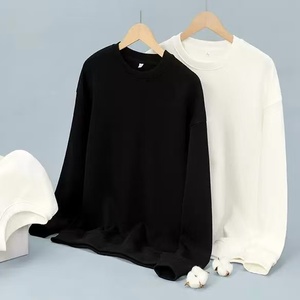 เสื้อสเวตเชิ้ตผู้ชาย ผ้าฝ้าย 100% เนื้อเฟรนช์เทอร์รี่ ทรงหลวม คอกลม สกรีนลายดิจิตอล สำหรับผู้ชาย - Product Image 4