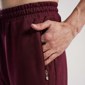 Pantalon de jogging Arctiq (Bordeaux) 100% coton French Terry Coupe droite pour homme Logo personnalisable Taille XL Motif uni coloré - Product Image 5