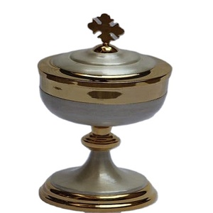 Ciborium ที่มีสไตล์สำหรับบ้านคริสตจักรรายการสินค้าอุปกรณ์แก้วไวน์เงินและสีทองมังกรแปลกโกธิคของขวัญวันคริสต์มาส