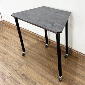 Mesa Infantil Mini Trapezoidal con Patas Cuadradas de Hierro y Patas de Madera de Caucho Estilo Lego HBLG042 - Product Image 5