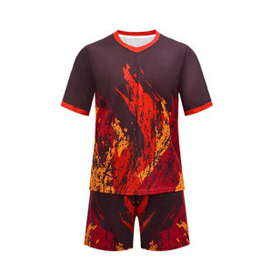 Maillot de football à impression par sublimation OEM pour garçons et hommes Maillots d'équipe et ensembles de vêtements de sport imprimés sur mesure disponibles en gros - Product Image 1
