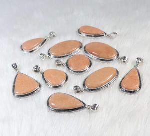 Pendentif cabochon en amazonite orange de haute qualité unisexe bijoux en acier personnalisables pour les fêtes et les demoiselles d'honneur cadeau de charme - Product Image 6
