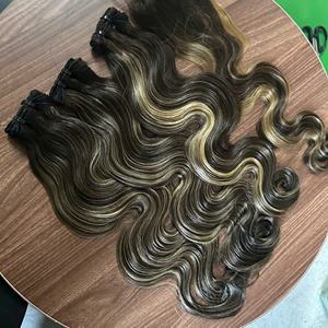 Extensiones de Cabello Humano Vietnamita Natural HD con Frente de Encaje Ondulado, Cabello Virgen con Cutícula Doble - Product Image 6