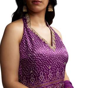 Costume Palazzo en satin modal violet avec impression Bandhani Vente en gros Vêtements ethniques pour femmes Usine de vêtements OEM Fournisseur en gros Personnalisé - Product Image 3