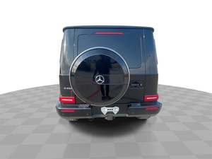 Mercedes-Benz Clase G AMG G 550 4MATIC 2022, Bajo Kilometraje, Automático, Color Negro Obsidiana Metalizado, SUV de Lujo - Product Image 5