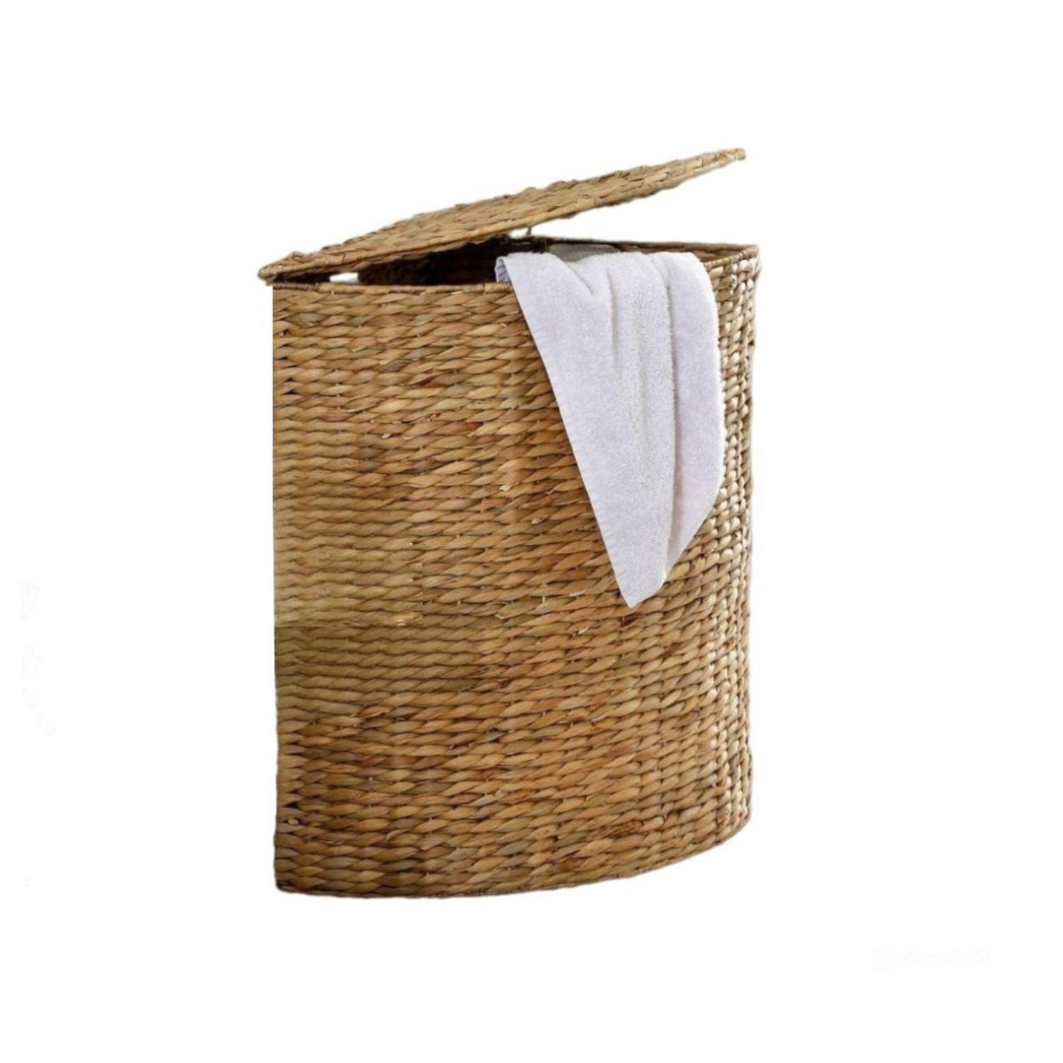 โดยธรรมชาติ