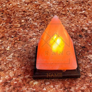 โคมไฟเกลือหิมาลัยทรงพีระมิด วัสดุทนทาน แกะสลักดีไซน์ตามสั่ง สัมผัสเหมือนจริง คุณภาพสูง สำหรับตกแต่งบ้าน - Product Image 4