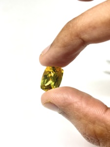 เบาะแซฟไฟร์สีเหลืองอัญมณีหลวมเหลี่ยมเพชรพลอยสำหรับทำเครื่องประดับทำจากคอรันดัมฟิวชั่นขนาด10x14มม. - Product Image 2