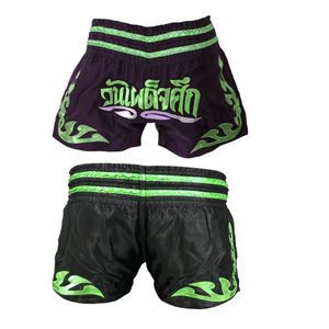 100% Polyester sublimé imprimé sur mesure Kick Boxing Shorts vêtements de sport hommes et femme Muay Thai court MMA Shorts - Product Image 4