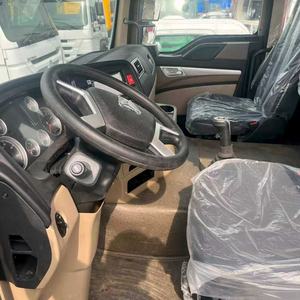 Camión Usado Howo Tx, Camión Tractor de 400hp, Potencia y Rendimiento, Volante a la Izquierda, 18CBM, Euro 6, 4x2, con Cabina Individual, Motor Diésel - Product Image 3