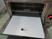 Kompor 6 Tungku dengan Oven Listrik dan Lemari Gas Profesional Dapur Industri Komersial Koki Dapur Bekerja Menggunakan
