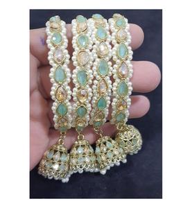 Brazaletes de diseño Kundan Latkan, joyería étnica elegante para novias y ocasiones especiales para suministro mundial - Product Image 1