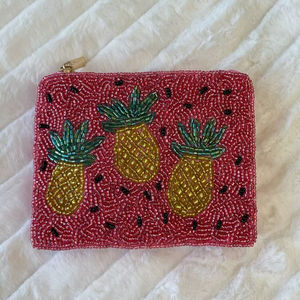 กระเป๋าใส่เหรียญประดับลูกปัดแบบคลาสสิกกระเป๋าแต่งหน้าประดับด้วยลูกปัดมุกและเพชรของขวัญสำหรับงานแต่งงานหรือปาร์ตี้สำหรับผู้หญิง - Product Image 1