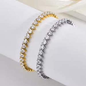 Lab Grown Diamond Everyday Elegance Diseñado para regalos Fiestas Sparkling Ethical10K Gold/925 Silver Tennis Bracelet 2,50 MM - Product Image 1