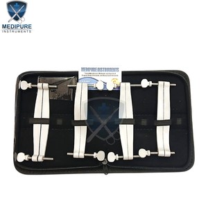 Pinces pour la coupe des oreilles des chiens, lot de 4, instruments chirurgicaux vétérinaires, réutilisables, en acier inoxydable, finition lisse, performance fiable - Product Image 1