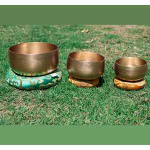 Exclusive Polished Stainless Steel Singing Bowls Conscious Living Tibetan Handmade Meditation Yoga <b>Sound</b> Healing Inner Alignment - Product Image 6