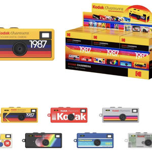 กล้องดิจิตอลพวงกุญแจ KODAK CHARMERA แบบกล่องสุ่ม (1 ชิ้น) - Product Image 2