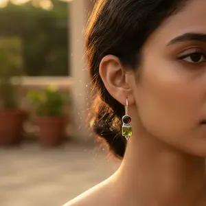 Boucles d'oreilles pendantes en argent 925 avec péridot et grenat pour femmes - Product Image 3