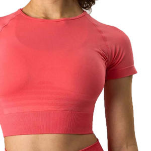 Top corto de secado rápido de Color sólido para mujer, camiseta de entrenamiento de gimnasio que absorbe el sudor de verano con manga corta lisa - Product Image 3
