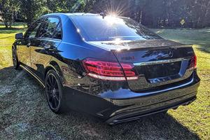 Mercedes-Benz E63 S AMG Sedán 2015 Usado en Excelentes Condiciones - Product Image 5