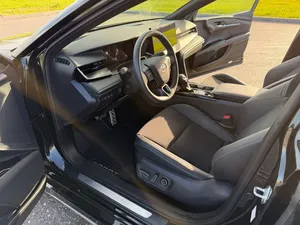 2022 CAMRY IX (XV80) China Market Low Mileage Turbo R18 Tyre Automatic Transmission <b>Panoramic</b> Sunroof LED Headlights Left Hand - Product Image 2