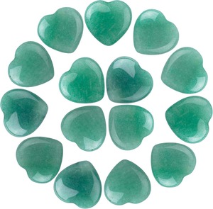 Cristal de cœur gonflé vert naturel poli de meilleure qualité pour l'équilibre du Reiki Chakra et la décoration spirituelle disponible à bas prix - Product Image 1