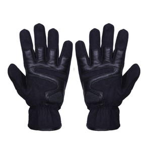 Guantes Tácticos Naranja y Negro de Cuero PU, Dedos Completos, Correa de Muñeca Ajustable, Transpirables, Antideslizantes, Protección Unisex para Exteriores - Product Image 5