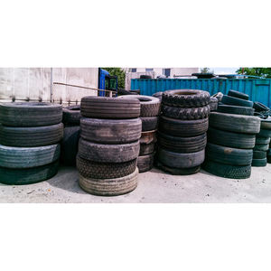 Neumáticos usados de alto rendimiento probados, duraderos y listos para uso en carretera o reciclaje - Product Image 6