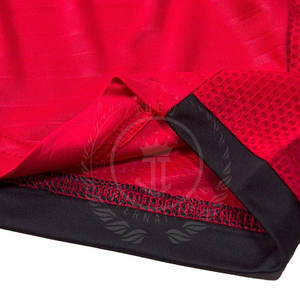 ชุดฟุตบอลแขนสั้นผู้ชาย คุณภาพสูง สีพื้น แห้งเร็ว ระบายอากาศดี ผลิตจากโพลีเอสเตอร์ 100% ขายตรงจากโรงงาน ราคาพิเศษ - Product Image 5