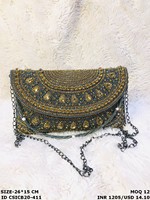 Pochette de mariée ethnique fabriquée à la main à la main, sac à bandoulière de luxe à motif carré pour les mariages et les occasions spéciales