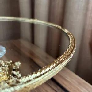 Base para Pastel de Metal con Tapa de Cristal de Lujo para Celebración de Cumpleaños, Recepción de Boda, Fiesta y Exhibición en el Hogar, Hecha a Mano en India - Product Image 2