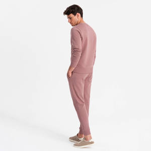 Ensemble sweat-shirt et jogging personnalisés à col ras du cou pour hommes, doux et durable, parfait pour une tenue décontractée de tous les jours - Product Image 3