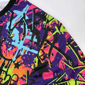 Camiseta Deportiva Sublimada Colorida para Hombre, Personalizada con el Equipo de Fútbol Americano, Manga Corta, Cuello Redondo, Ligera, Transpirable y Antibacteriana - Product Image 3