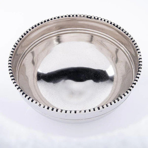Cuenco de decoración de acento único hecho a mano Nuevo diseño Aluminio pulido con cuenco de servicio de vidrio metálico Características Superposición de tallo - Product Image 2