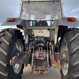 รถแมสซีย์เฟอร์กูสัน399 4WD เครื่องจักรสำหรับฟาร์มรถแทรคเตอร์มือสอง PE ขนาดใหญ่ - Product Image 3