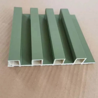 Panneaux muraux longs en composite bois-plastique multi-designs, bardage WPC ondulé pour la décoration intérieure