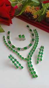 สร้อยคอเพชรหรูหราอเมริกันชุดสร้อยคอเพชรเทียมชุดคอมโบหินพรีเมี่ยมเครื่องประดับเป็นมิตรกับสิ่งแวดล้อมผิวเป็นมิตรต่อสิ่งแวดล้อม - Product Image 2