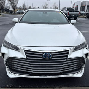 Toyota Avalon Hybrid Limited 2020 Usado en Buen Estado - Product Image 1