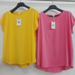 เสื้อยืดผู้หญิงแฟชั่นทรงเข้ารูป ปี 2025-2026 ขายส่ง เสื้อยืดแขนสั้นผ้าฝ้ายสำหรับฤดูร้อน ส่งตรงจากโรงงาน สไตล์ลำลอง แขนสั้น สีพื้น - Product Image 1