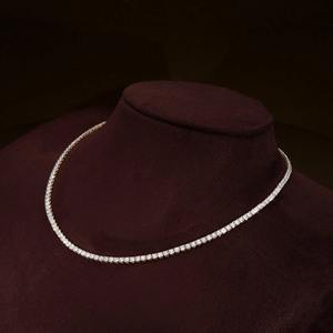 Collier Tennis en Diamant Moissanite Taille Ronde Édition Limitée avec Chaîne en Argent 925, Collier de Mariage pour Femme, Luxe et Tendance - Product Image 2