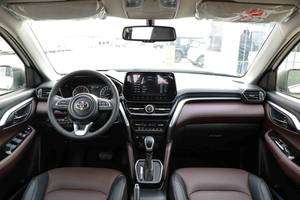 Nuevo Certificado, Kilometraje Cero/Km, Impecable y Elegante SUV Blanco 2025 TY - Urban Cruiser GLX 1.5 FWD, Listo para Enviar - Product Image 2