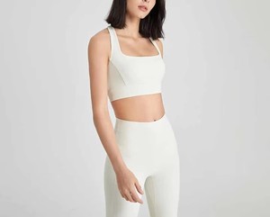 Conjunto Deportivo de 2 Piezas para Mujer, 100% Algodón, Elástico en 4 Direcciones, Cintura Alta, Top Deportivo y Pantalones Cortos para Entrenamiento, Fitness y Yoga - Product Image 3