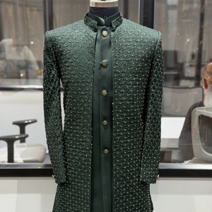 Sherwani de Seda Bordado en Verde Oscuro de Lujo para Hombre |   Traje Indo-Occidental Premium para Bodas y Fiestas |   Traje de Novio de Diseño Hecho a Mano - Product Image 1