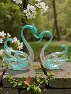 High Quality Modern Resin Swan Decorative Statue Elegant Figurine Durable Eco-Friendly Handicraft for Home Office Living Room - Product Image 5