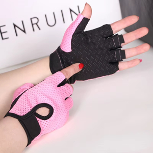 ถุงมือยกน้ำหนักถุงมือออกกำลังกายยิมสำหรับผู้หญิงผู้ชายถุงมือครึ่งนิ้วระบายอากาศได้ดีแผ่นเจลกันลื่นสำหรับฝึกเพาะกาย - Product Image 4
